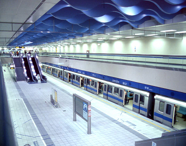 Tunnel and Station with Taipei Metro Xinpu MRT station