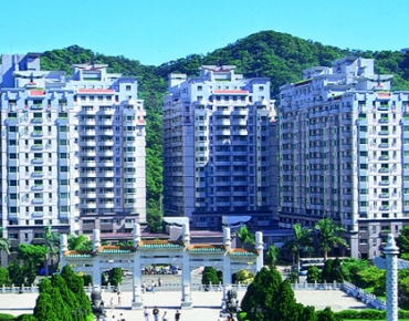 'Tsi-San-Tien-Hsia' Complex Residential Building